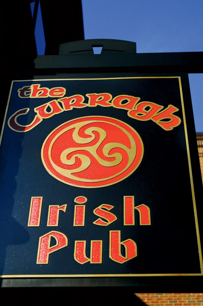 Curragh Irish Pub