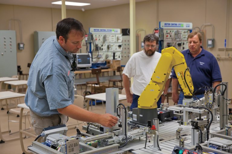 Clay McNutt teaches a robotics programmable logic control class at the Belden Workforce Training Center at Itawamba Community College in Tupelo, MS.