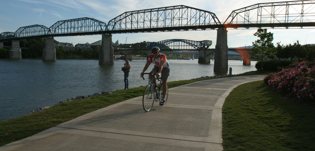 Biking on the 13-Mile Riverwalk along the Tennessee River, Walnut Street Bridge and Coolidge Park