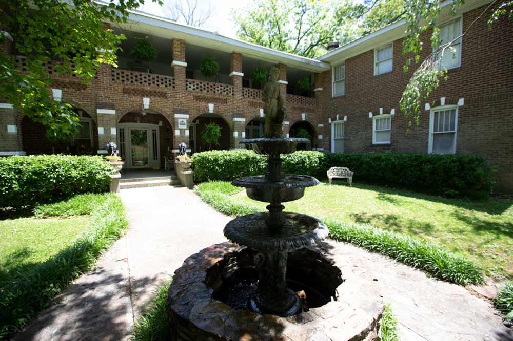 The Thomas House Hotel in Red Boiling Springs, Tennessee. ©Journal Communications/Jeff Adkins