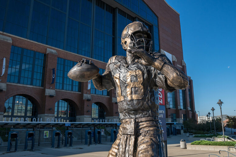 Peyton Manning statue in Indianapolis