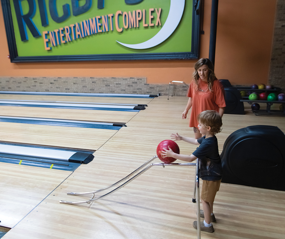 Families bowl at the Rigby's Entertainment Complex in Warner Robins, Georgia. ©Journal Communications/Jeff Adkins