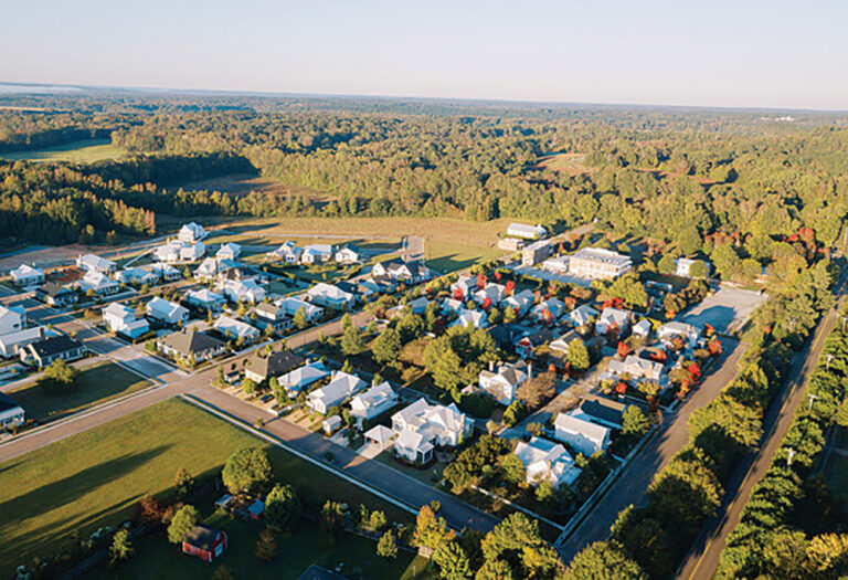 Plein Air offers charming Southern homes with front porches and sidewalks designed to foster friendly visits with neighbors in the Oxford, MS, area.