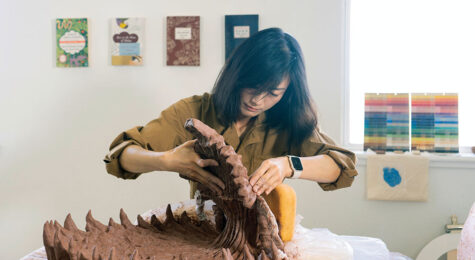 Sculptor Wen Liu (RAiR 2022-23) works in a studio provided by the Roswell Artist-in-Residence Program in Roswell, NM.