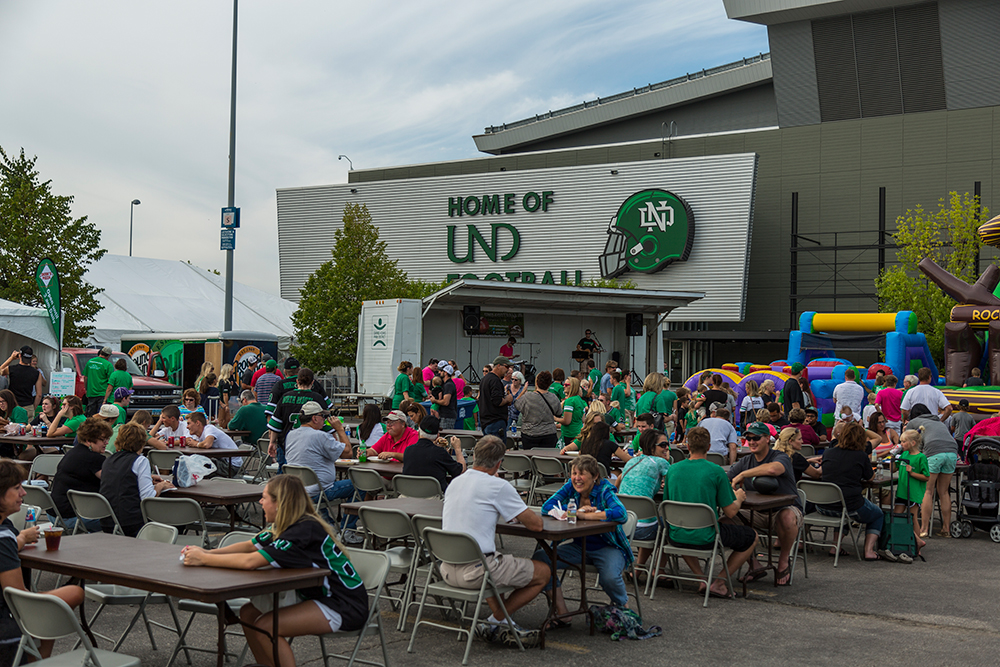 A university of North Dakota tailgate during the fall. 