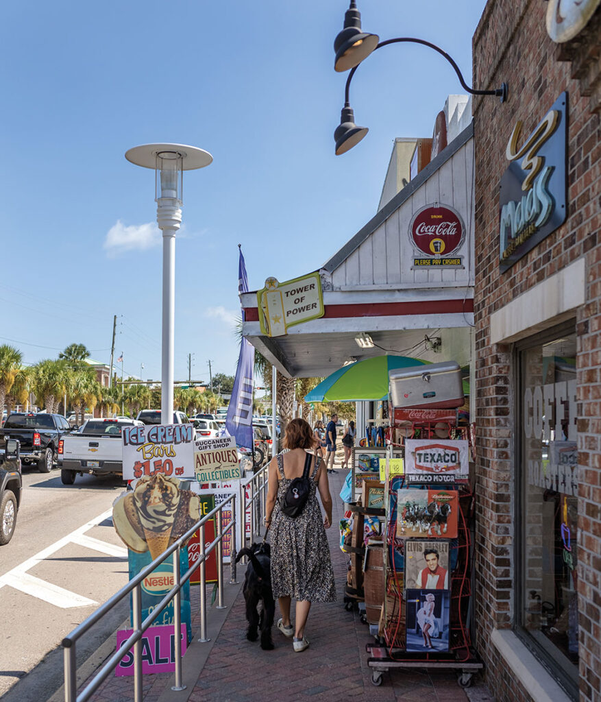 Spend the day perusing great shops in Fort Walton Beach, Florida.