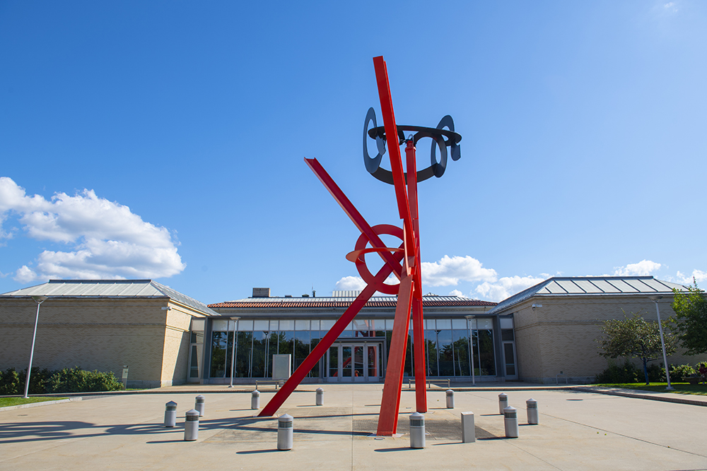 ENTRANCE TO CURRIER MUSEUM _ ‘ORIGINS’ SCULPTURE BY MARK DI SUVERO 2001-2004 _ IMAGE COURTESY CURRIER MUSEUM