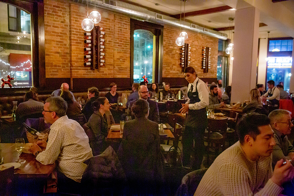 People dining at Nando Milano in Champaign, IL.