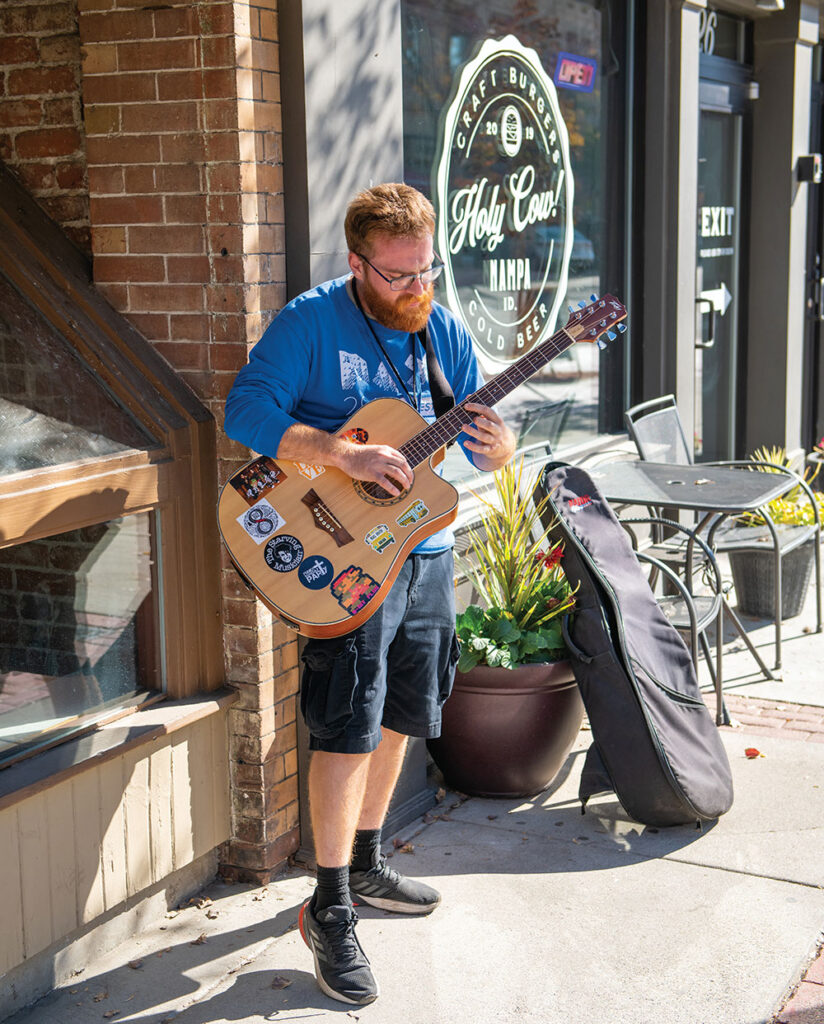 Enjoy live music while strolling in downtown Nampa, Idaho.