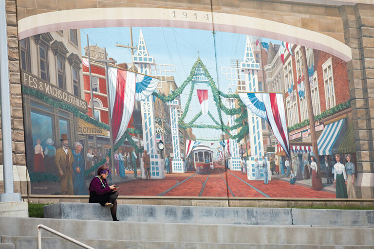 Levee mural art in downtown Covington, Kentucky. Covington is located in the Northern Kentucky region.
