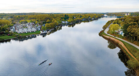Find a great house with a waterfront view in Worcester, MA