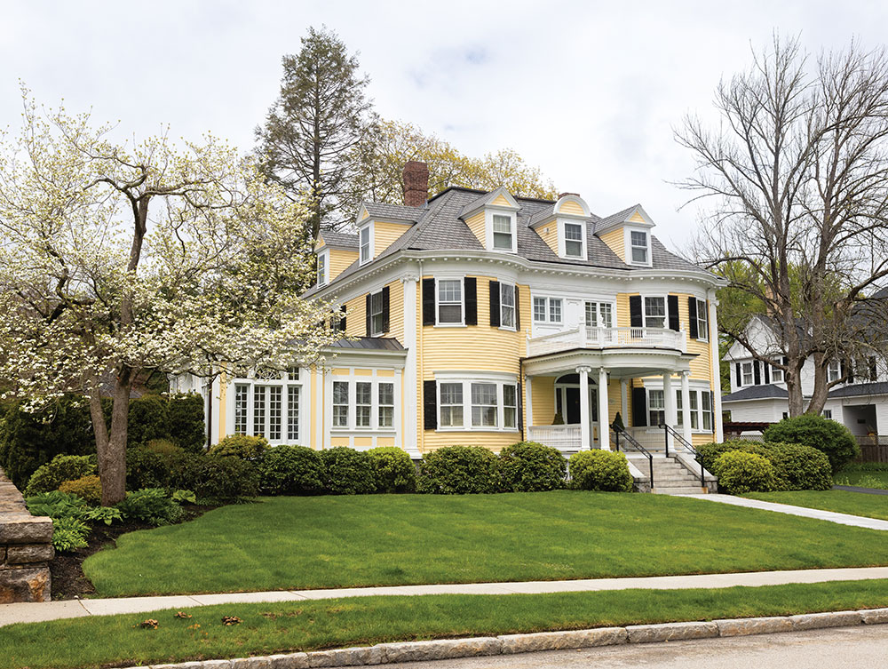 Find stately homes in well-manicured neighborhoods in Worcester, MA