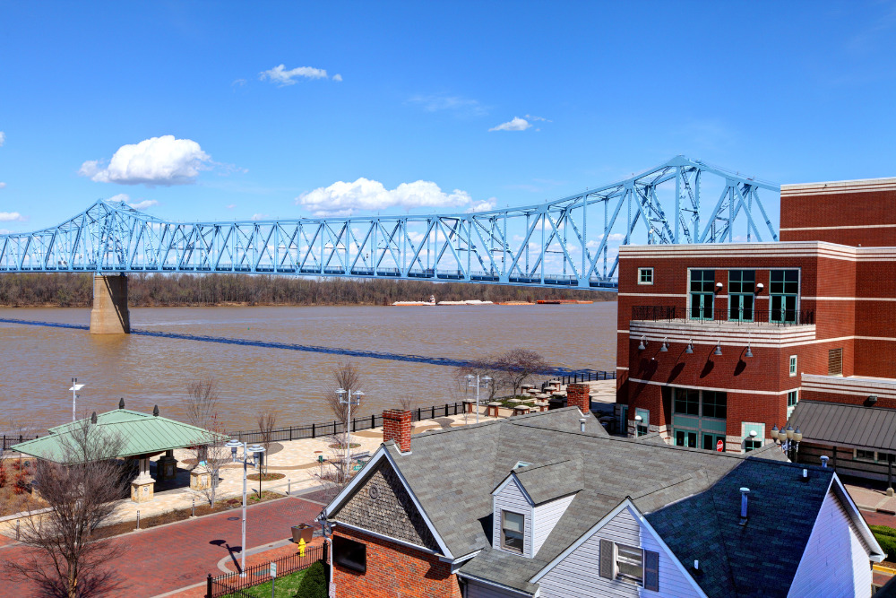 Owensboro, KY, overlooks the Ohio River. Owensboro is a great place to live in Kentucky.