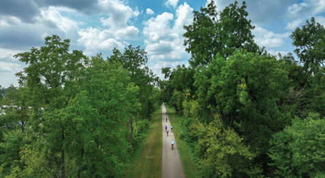 Bike down the pristine trails of Cedar Rapids, IA
