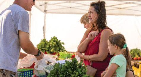 Find natural and organic groceries and products at local farmers markets around Casper, Wyoming.