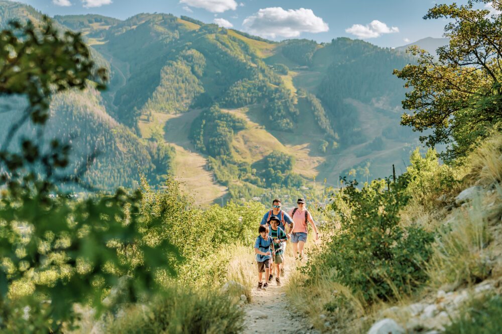 Aspen Colorado is a quiet luxury destination for families