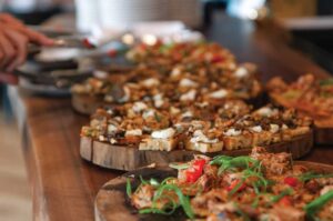 Oak Ridge is home to Fire & Salt. Fire & Salt’s highly rated menu is prepared by Chef Alex Gass, who also caters for the music industry.