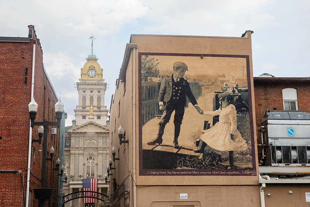 Murals line an alley off the downtown square in Newark, Ohio.