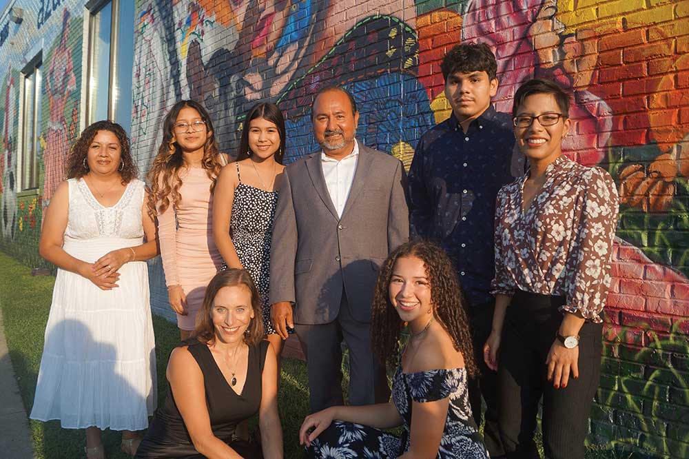 Conexión Américas is dedicated to empowering Latino families through education, economic and social programs.