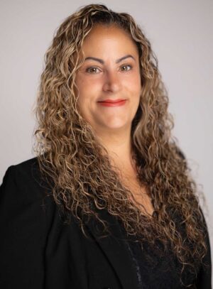 Headshot of Dana Hernandez, creator of Rock’n Our Disabilities