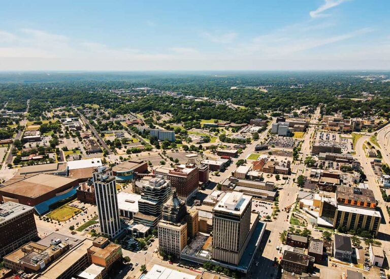 The many wonderful communities in Peoria, Illinois, have something for everyone.
