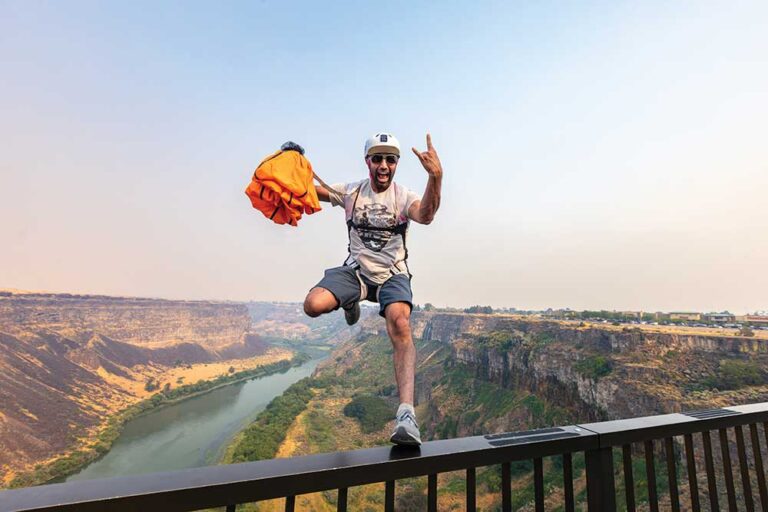 Looking for things to do outside in Southern Idaho? Base jumpers jump from the The Perrine Bridge in the Snake River Canyon in Twin Falls, Idaho.