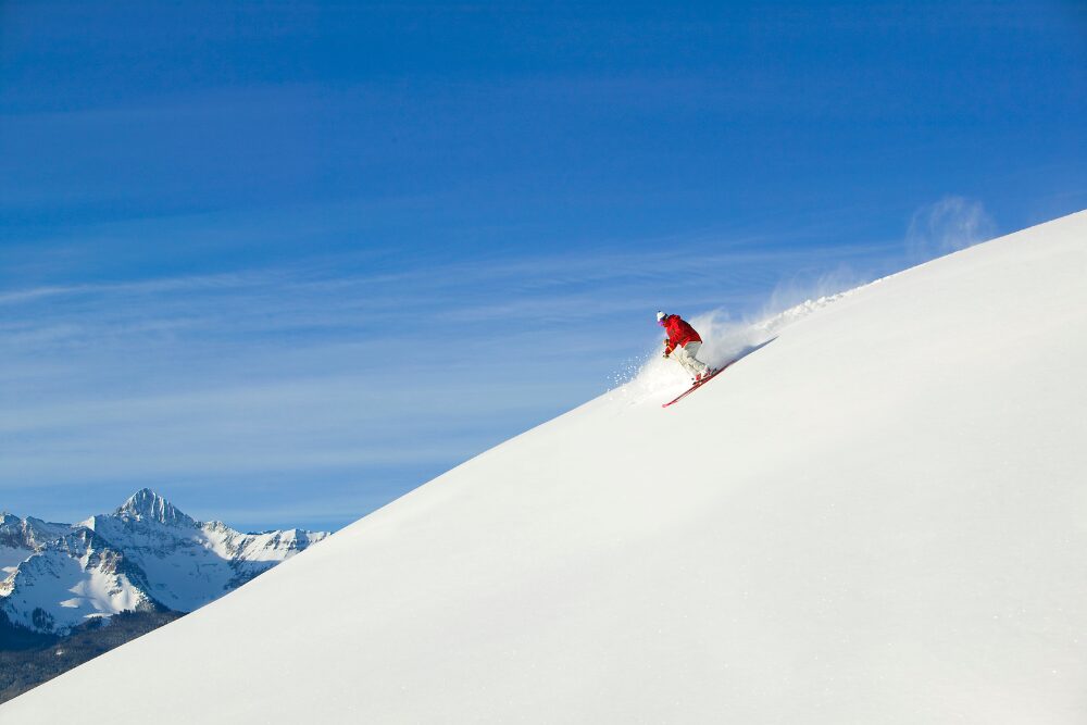 Telluride CO is one of the best ski cities to visit.