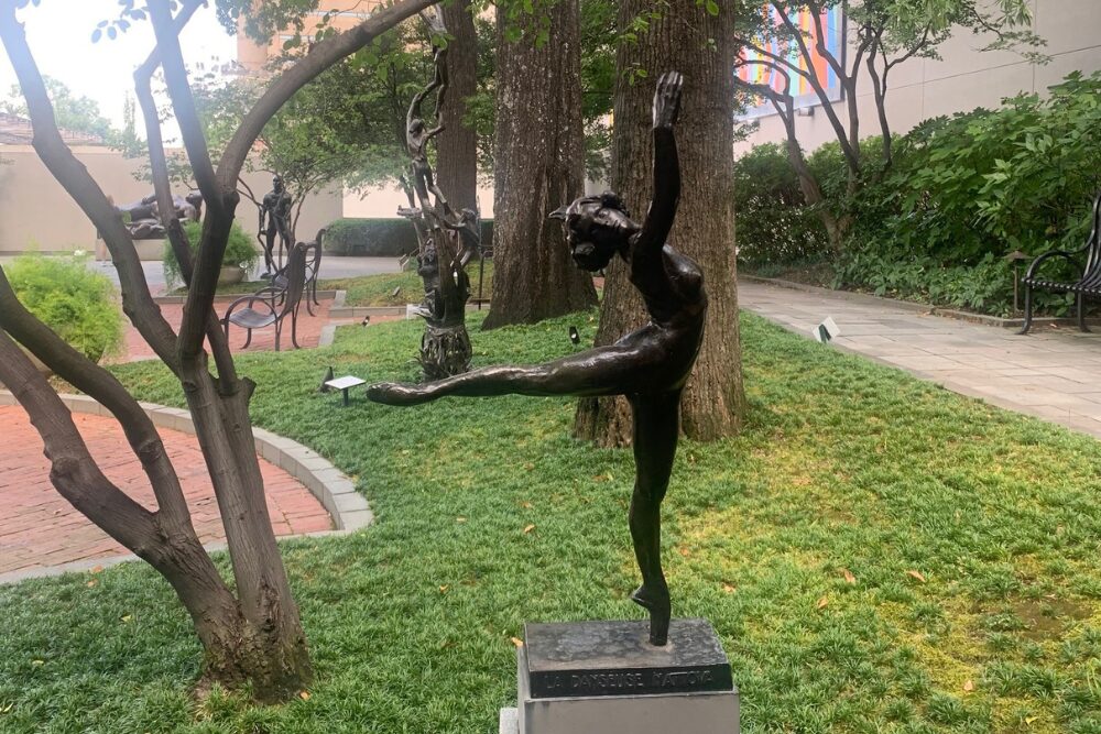 Image of the Sculpture Garden at the Birmingham, AL Art Museum.