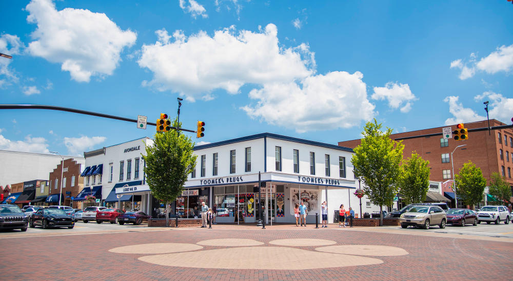 Toomer's Drugs anchors Toomer's Corner, the gateway to the Auburn University campus. Residents living in Auburn appreciate the college-town vibe.