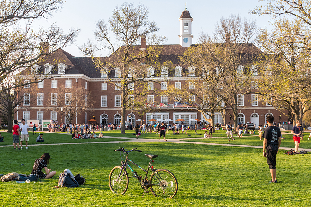 Champaign IL college campus