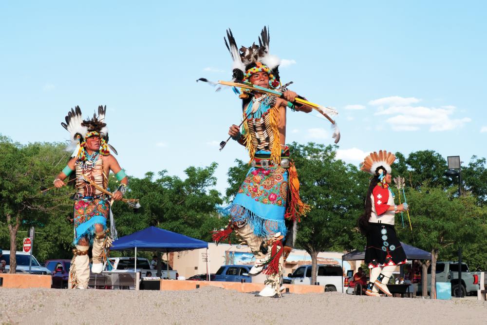 Niiha Dance Group