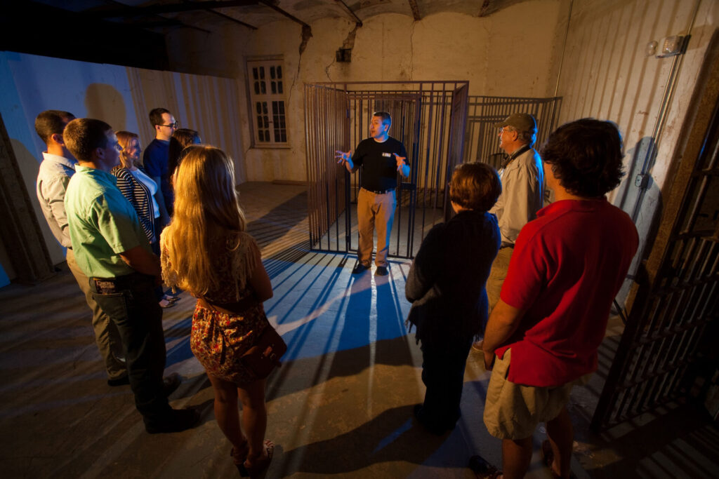 Haunted places in Charleston