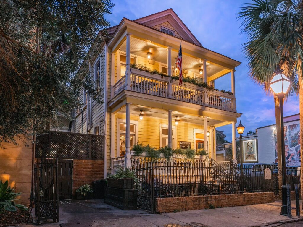 Poogans Porch