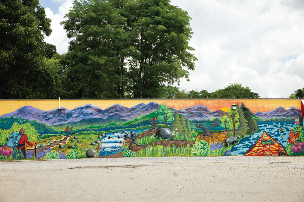 Members of the Maryville High School National Art Honors Society crafted this mural.