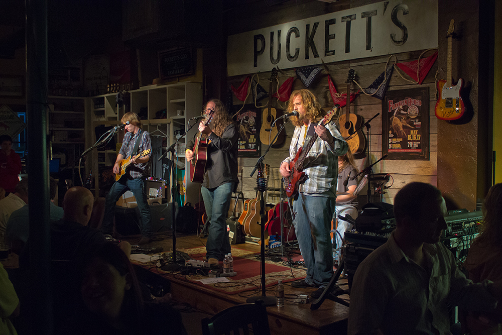 The band Raven Cliff performs at Puckett's Restaurant in downtown Franklin, TN.