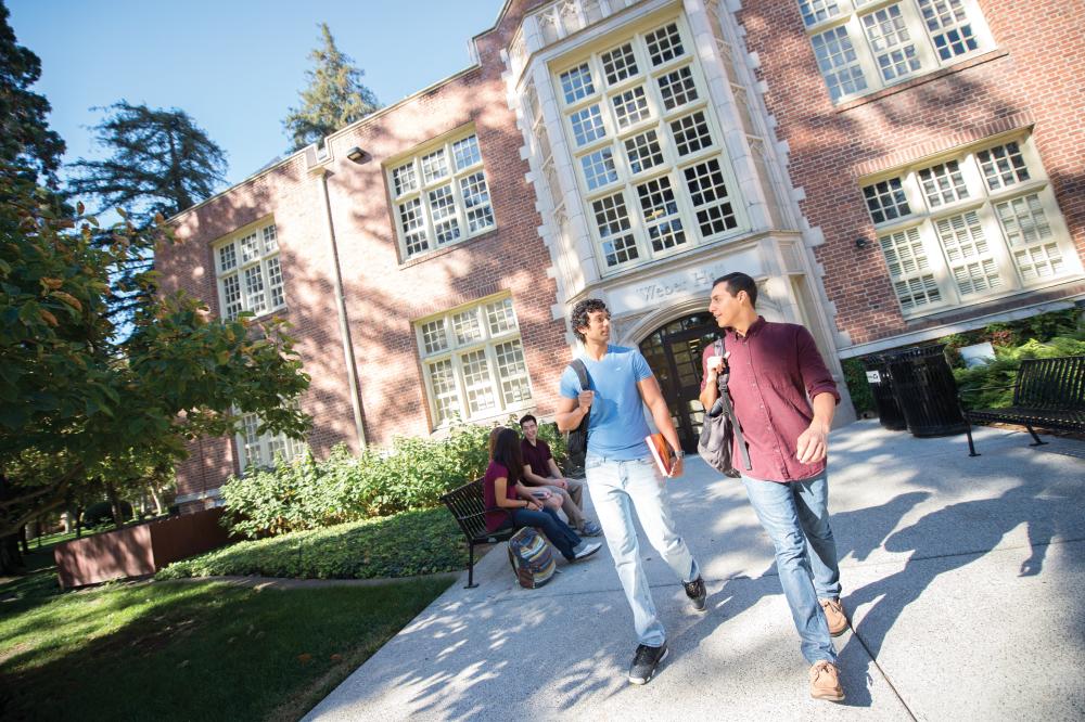 Students outside of the Small Business Center