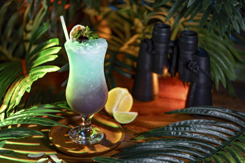 tropical drink and lemon
