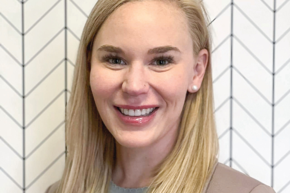 Dr. Sarah Carlisle