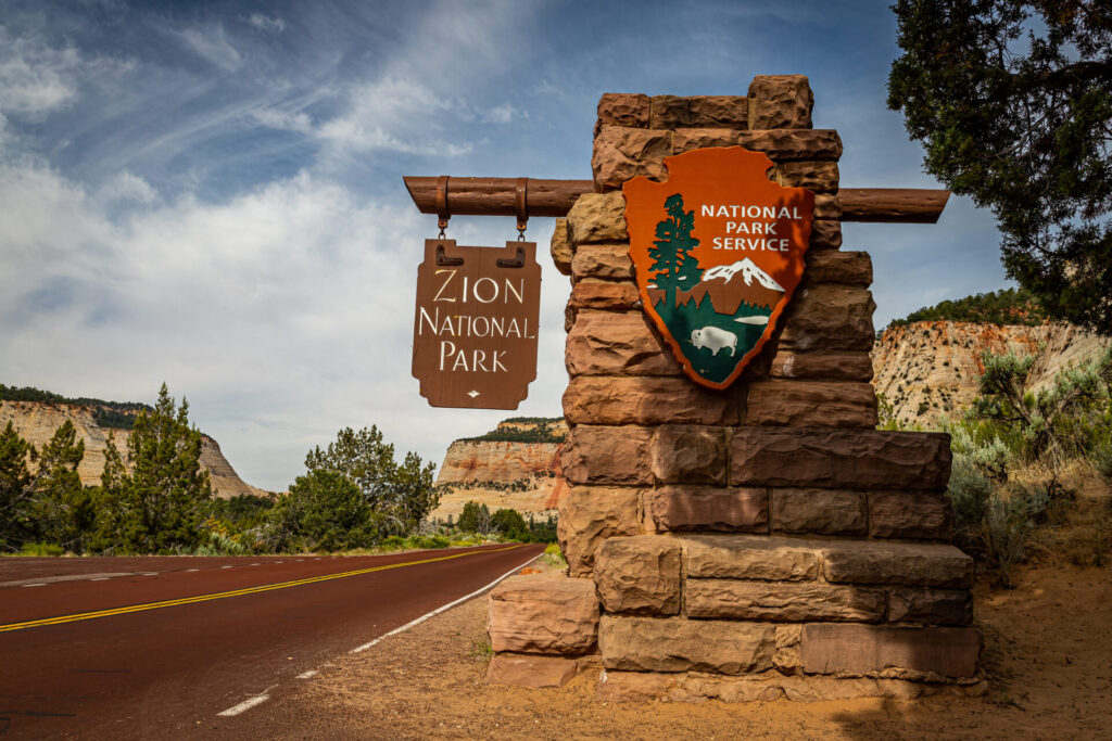 Luxury glamping tent with mountain views near Zion National Park Utah.