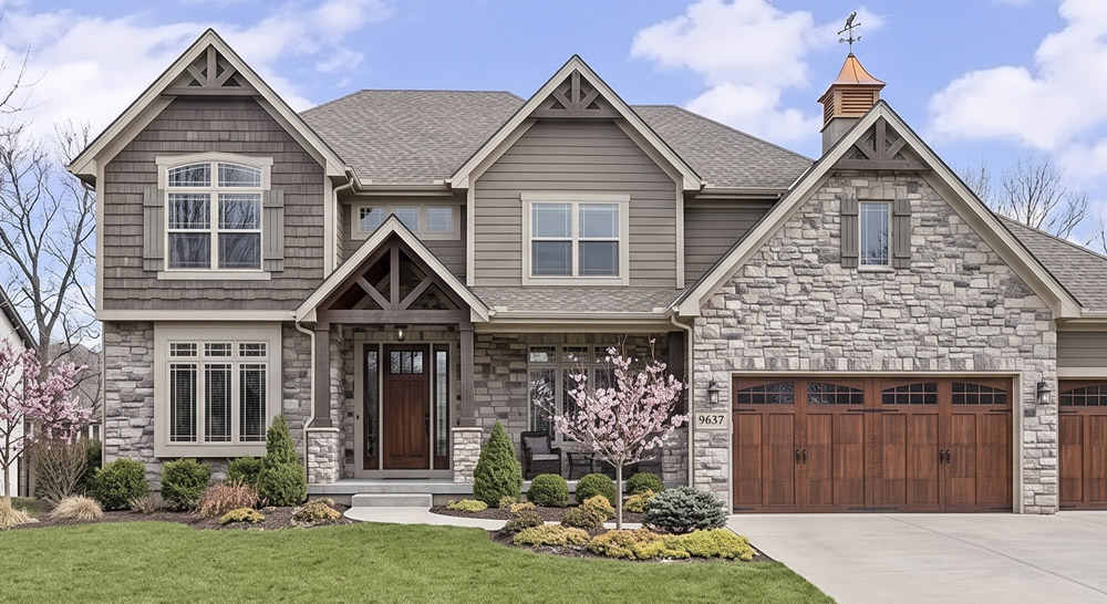 A home for sale in Canyon Creek, Lenexa, KS