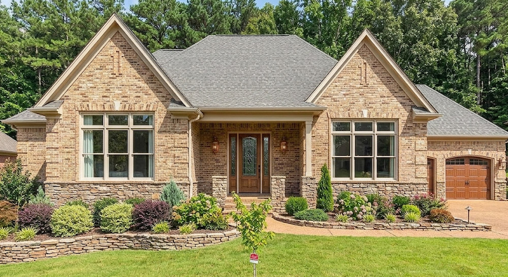 A home for sale in Stanworth neighborhood, Jackson, TN
