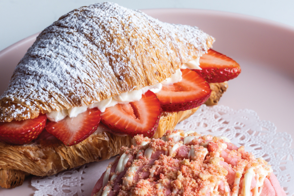A Fresas Con Creme Croissant and Strawberry Crunch Concha at Viva La Fresca in Smyrna.