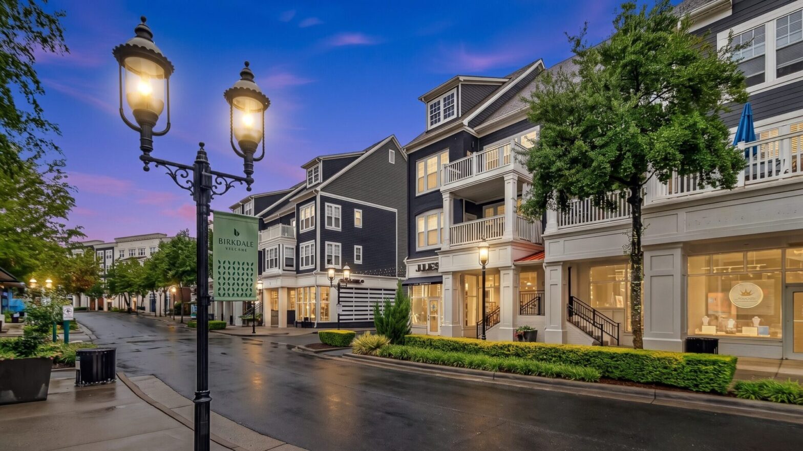 Shops along the beautiful Birkdale Village streets in Huntersville