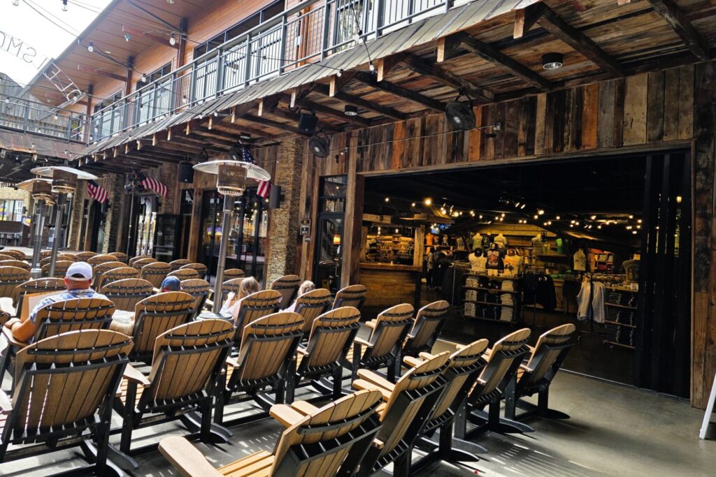 Ole Smoky M Moonshine Stage