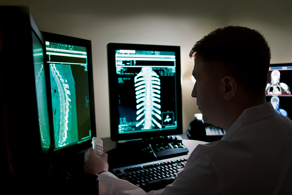 Murfreesboro Medical Clinic employs approximately 900 locals.