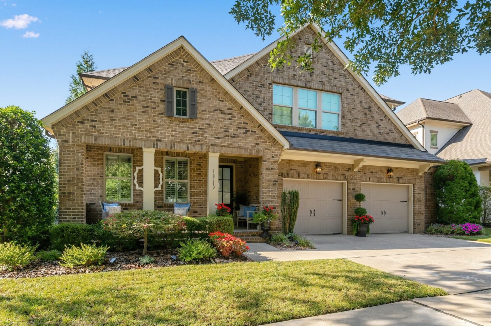 A lovely home in Robbins Park, Cornelius, NC
