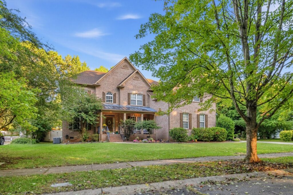 The Latta Spring neighborhood in Huntersville, NC, features wooded lots.