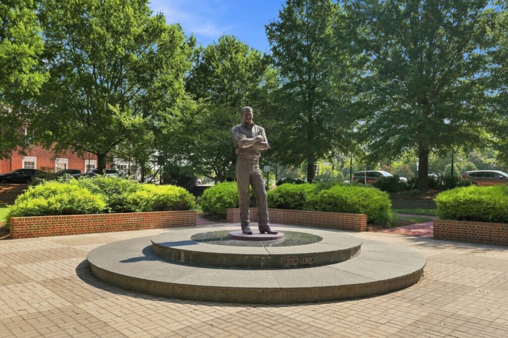 The Dale Earnhardt Tribute Plaza honors the Kannapolis native with a 9-foot bronze statue.