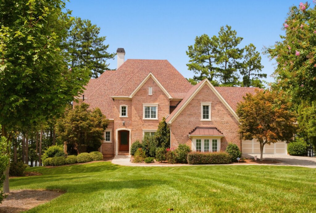 A typical home in Northview Harbor Estates