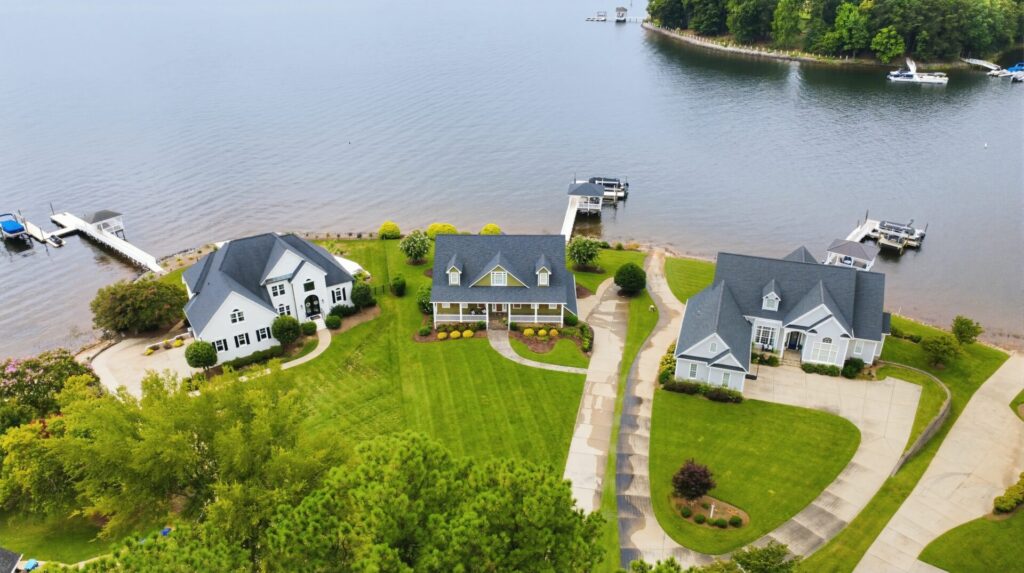 Aerial view of houses in Island Point of Lake Norman of Catawba, NC